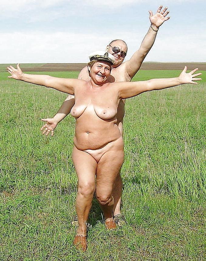 25P Beach girls 6.