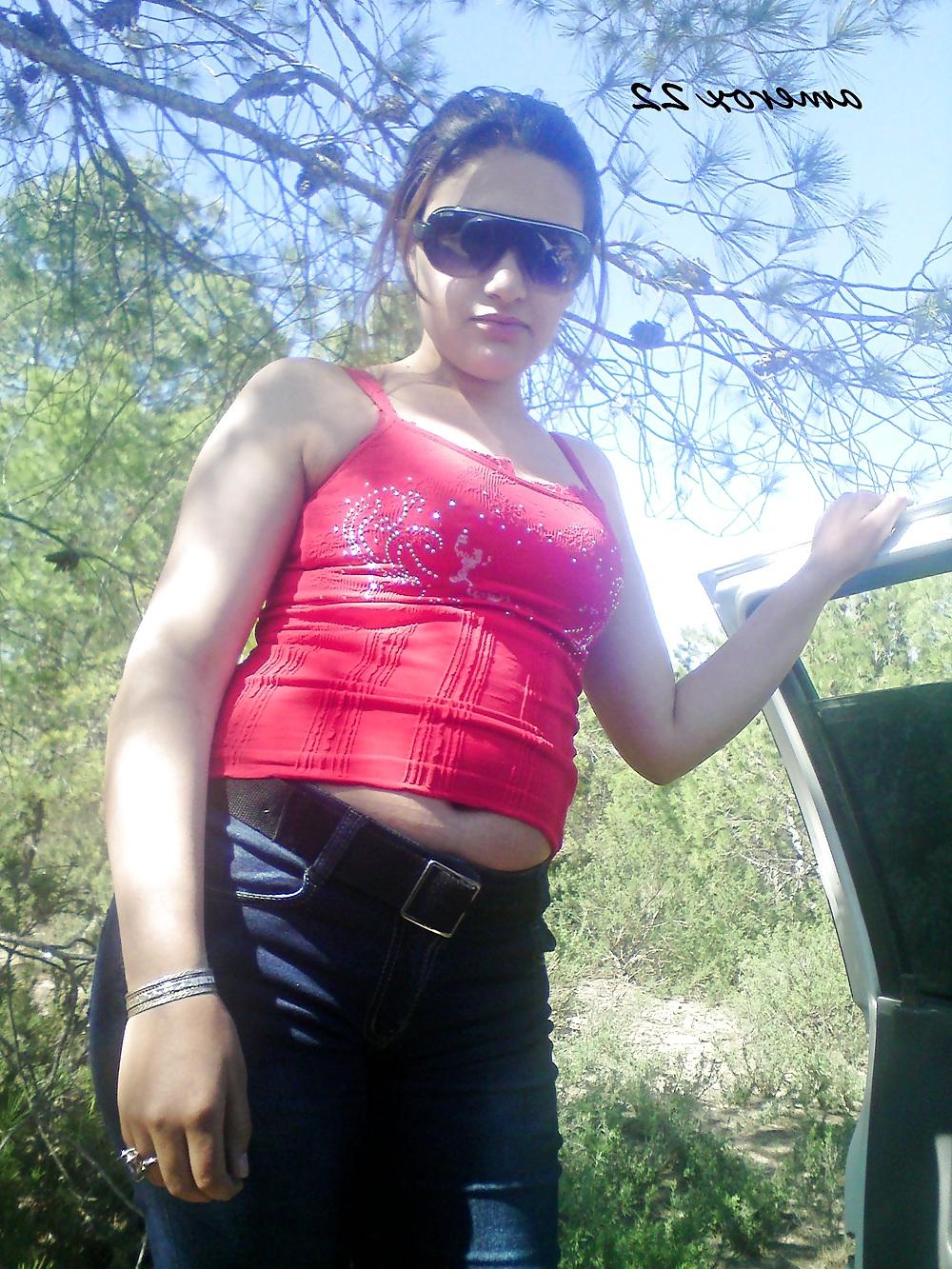12P Iraq woman out door