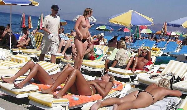 25P Beautiful Day At The Beach 5 By Voyeur TROC
