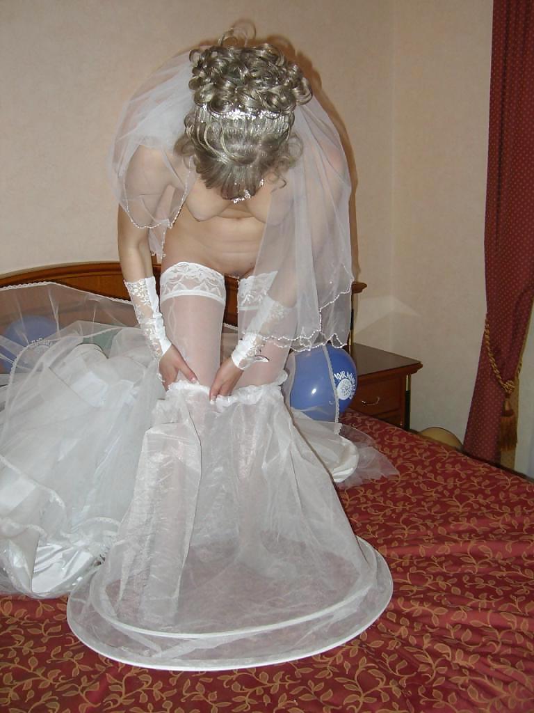 25P Lingerie & Nylons 83