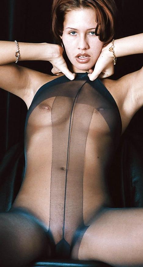 25P Lingerie & Nylons 25