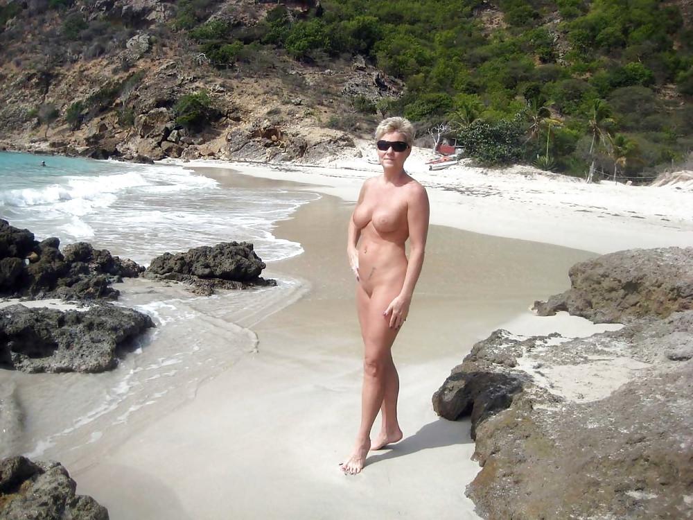 25P Mature women on the beach