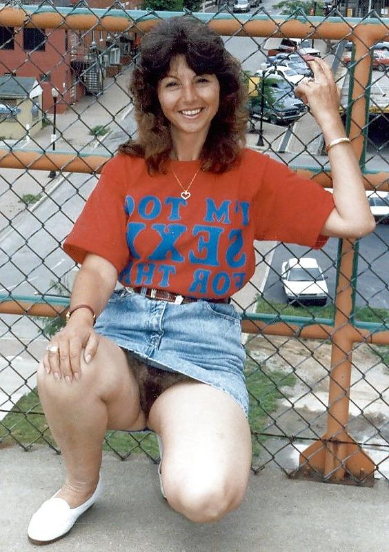 25P MILF flashing - 7