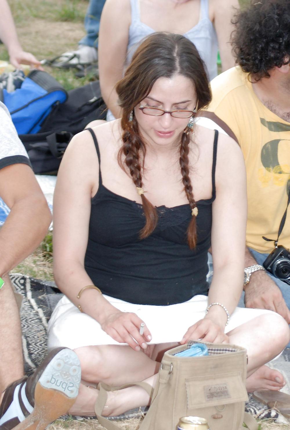 25P Upskirt 14