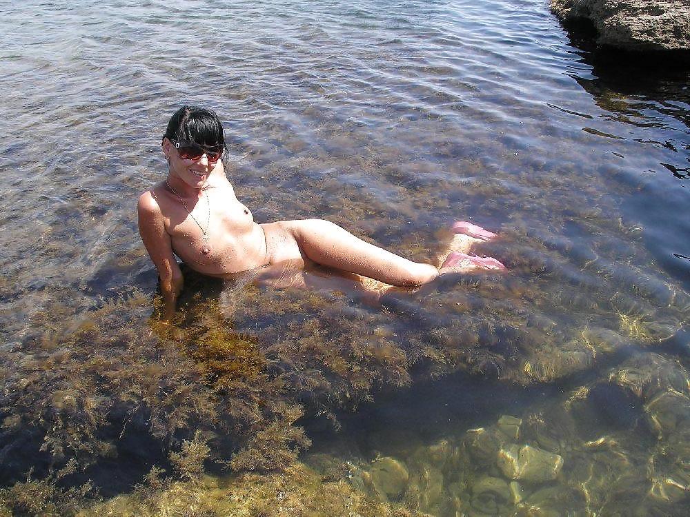 25P Nudist Beach Teens