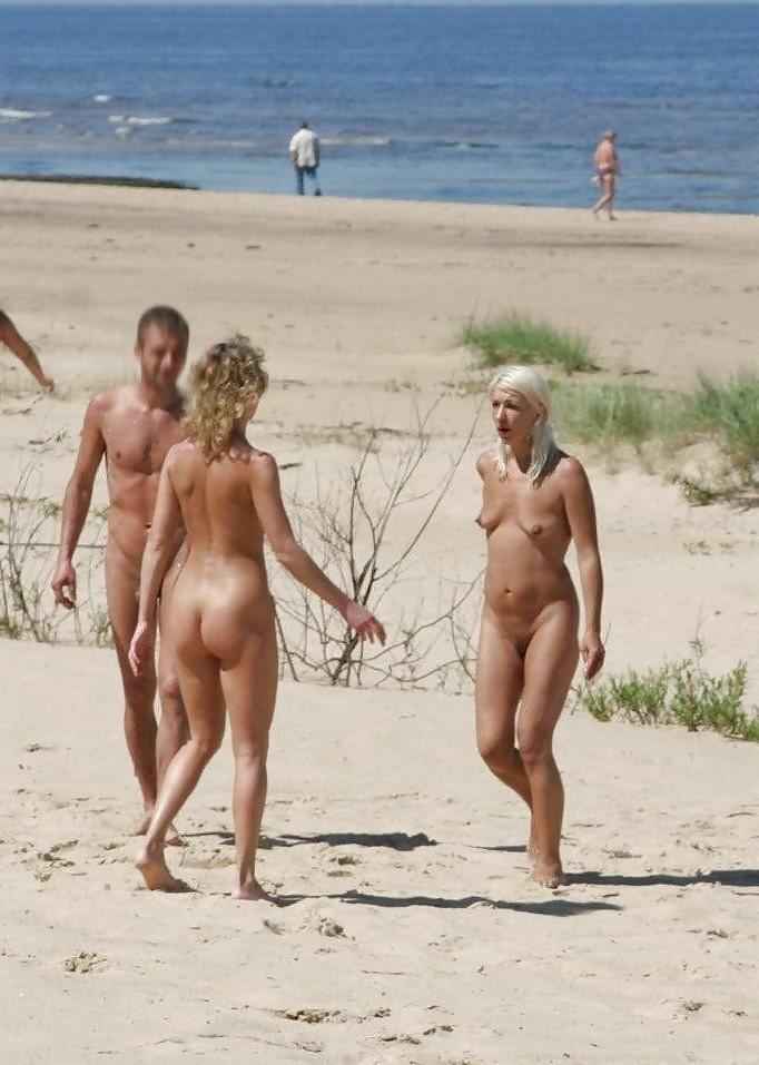 25P Mature and Teen Nudists