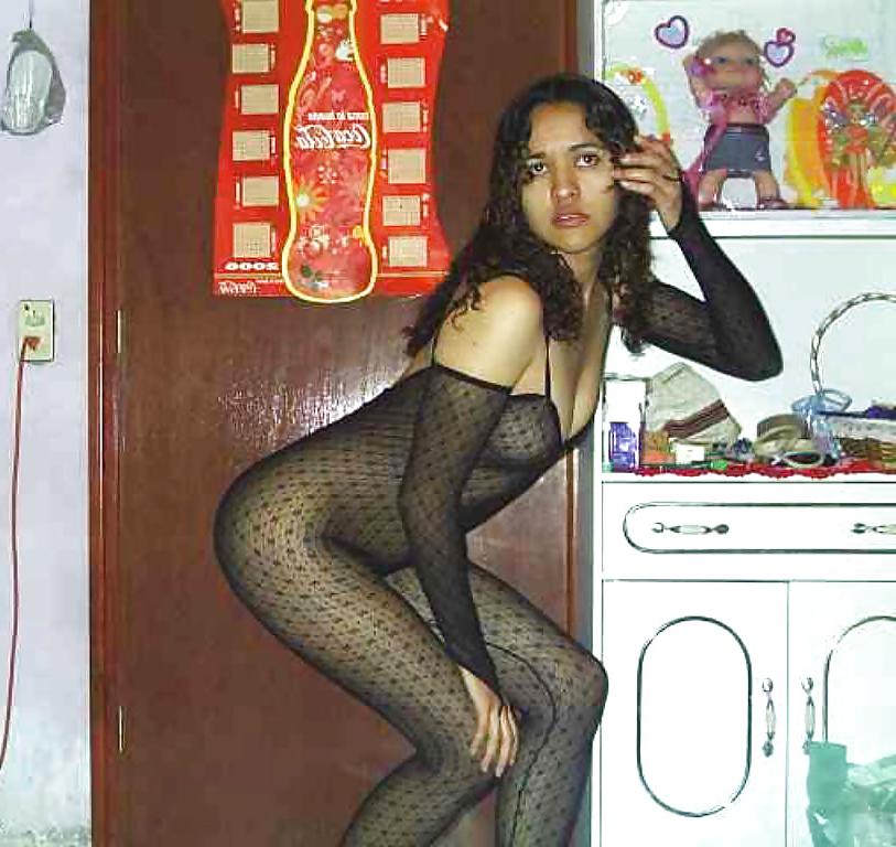 25P Lingerie & Nylons 143