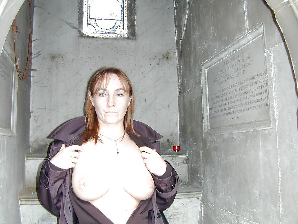 25P Flasher Wife