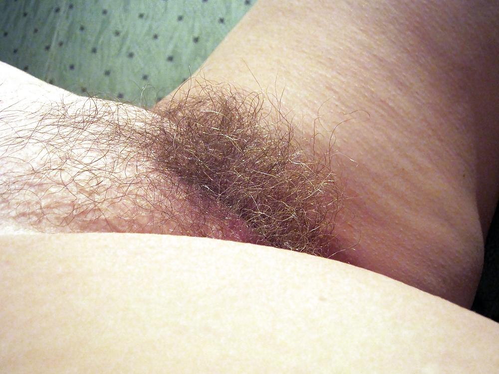 16P Flashing my hairy snatch 2 - pls comment