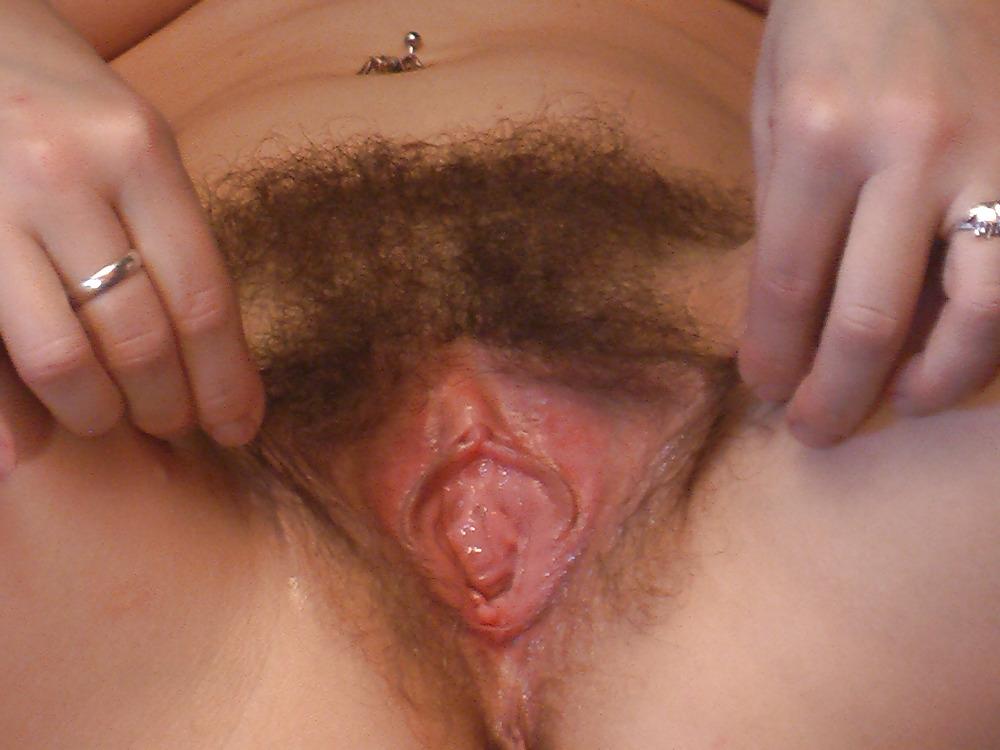 19P Hairy Mature Woman