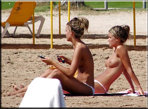 25P Beach girls 16.