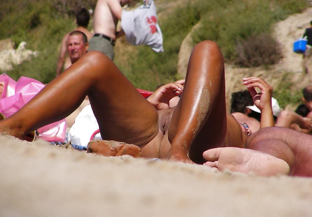 25P Beautiful Beach Nudes 2 (Sandview) by Voyeur TROC