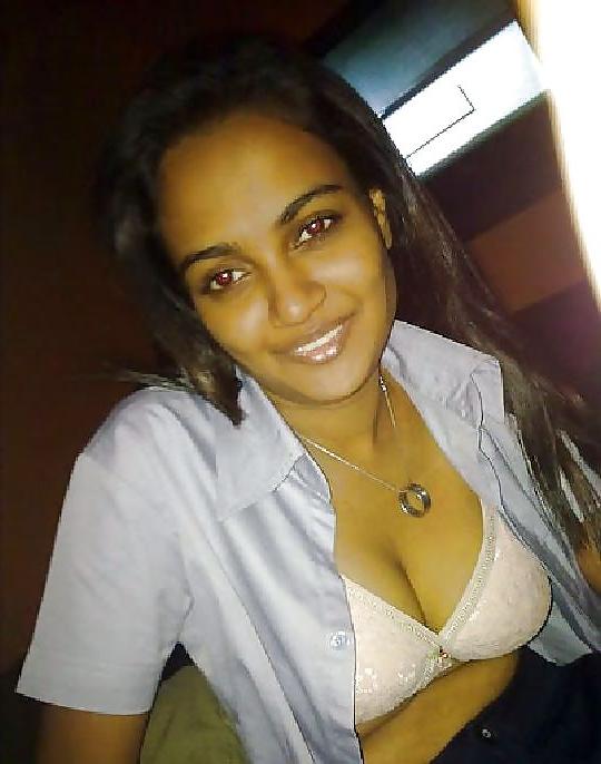21P Ex indian college girl