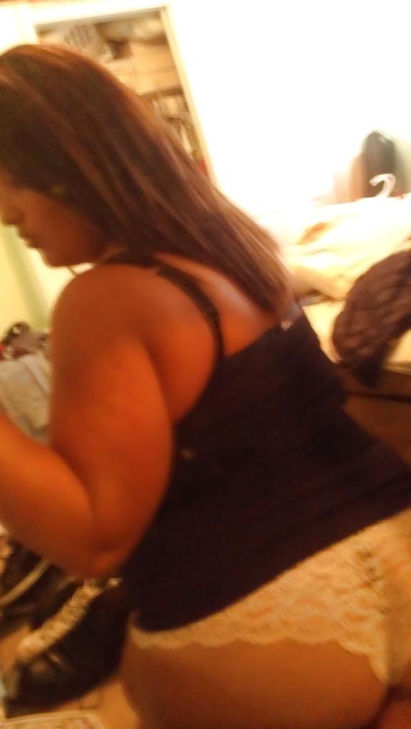 11P Busty-Latino.