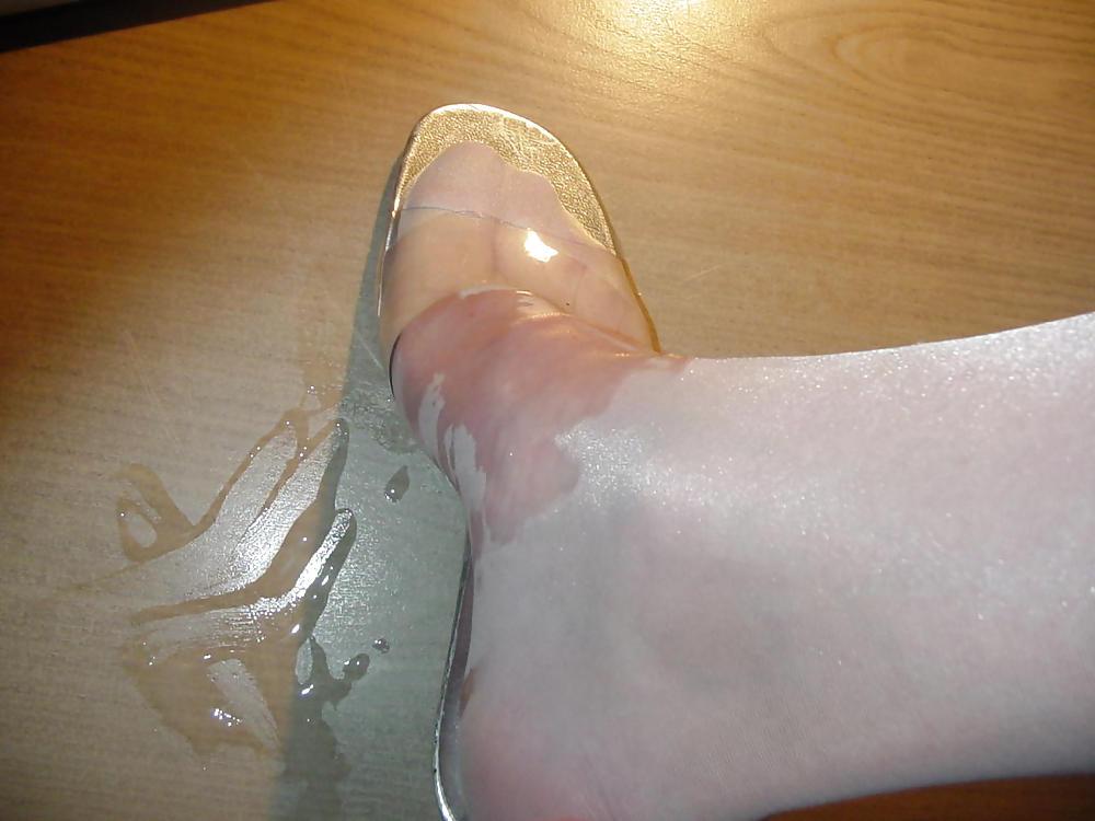8P Nylonfeet and cum