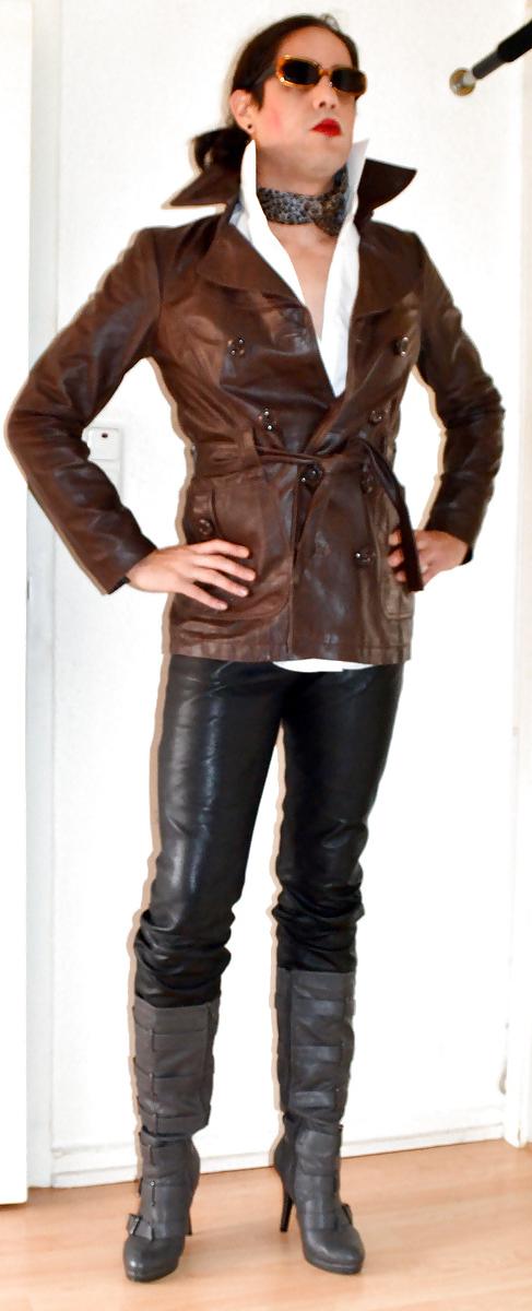 22P Complete leather