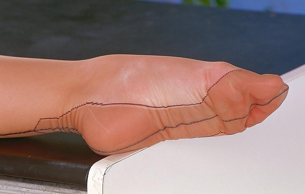 25P Sexy redhead secretary stockings heels