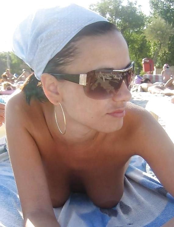 25P Mehr FKK-Strand-Teenager