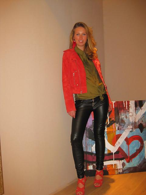 13P SEXY  LEATHER 