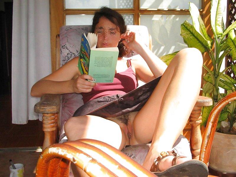 25P MILF flashing - 9