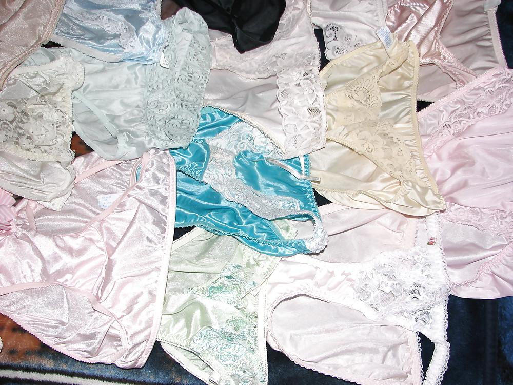25P My Nylon Panty collection hagning to dry