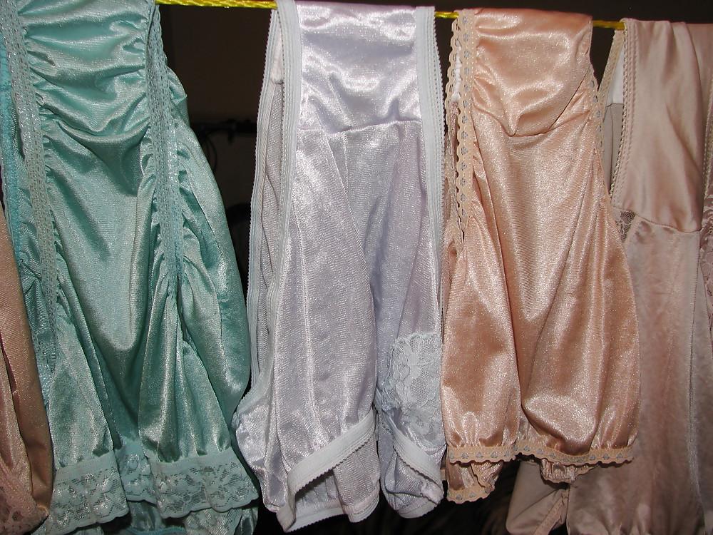 25P My Nylon Panty collection hagning to dry