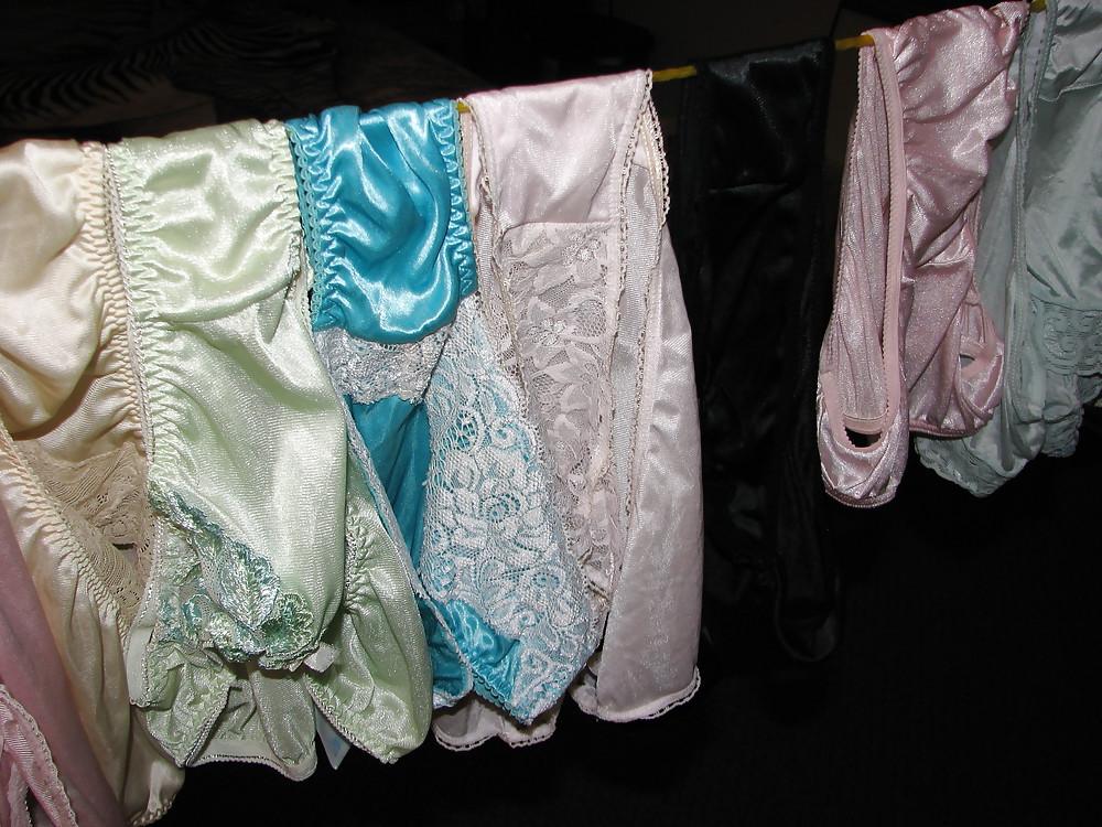 25P My Nylon Panty collection hagning to dry