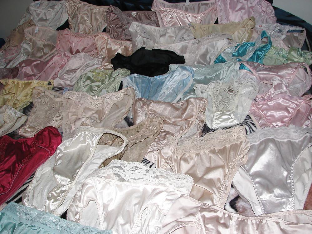 25P My Nylon Panty collection hagning to dry