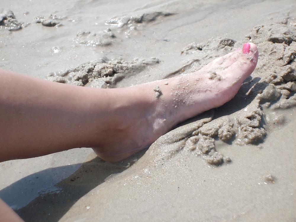 11P My sexy wife's feet at the beach