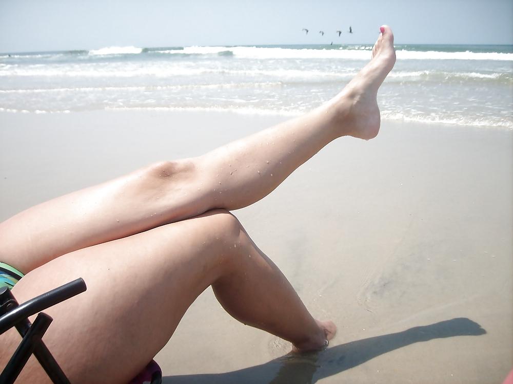 11P My sexy wife's feet at the beach