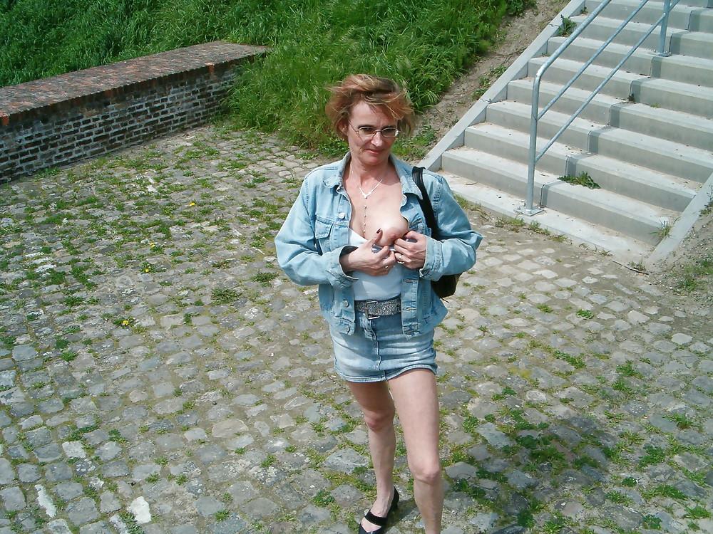 9P Wild Wife