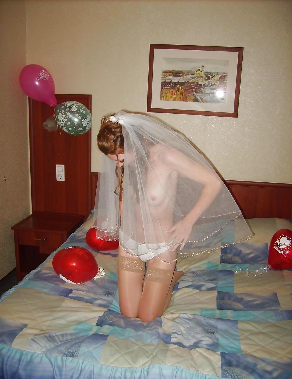 25P Yet Another Newlyweds Gone XXX Wild