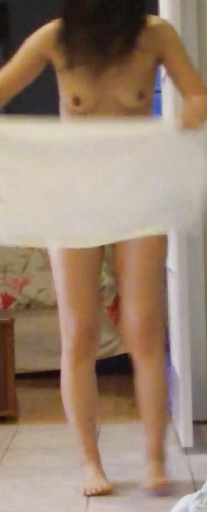 25P Hidden cam in hotel captures korean milf