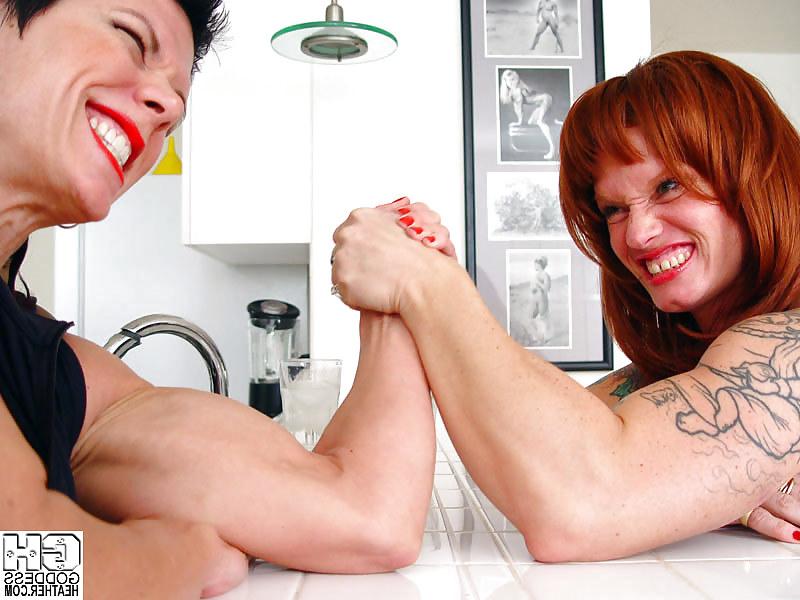 10P Muscle Amazon woman 