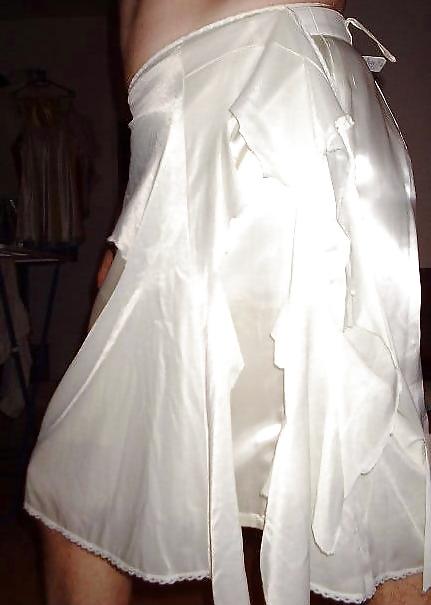 25P Nylon Satin Rip 04