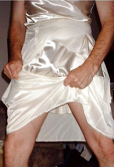 25P Nylon Satin Rip 04