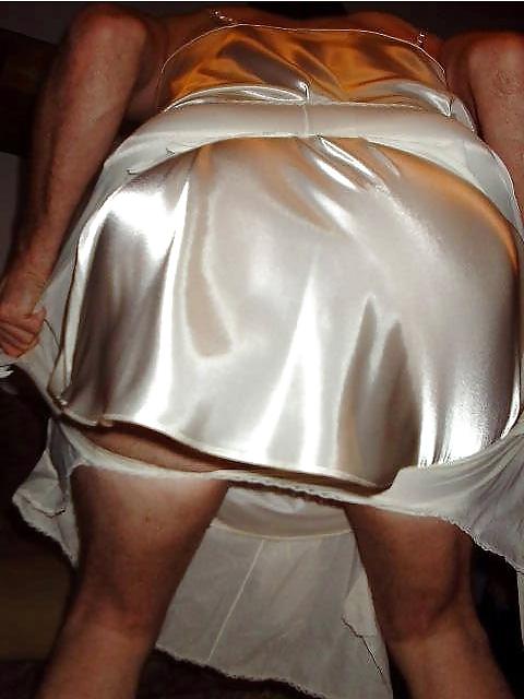 25P Nylon Satin Rip 04