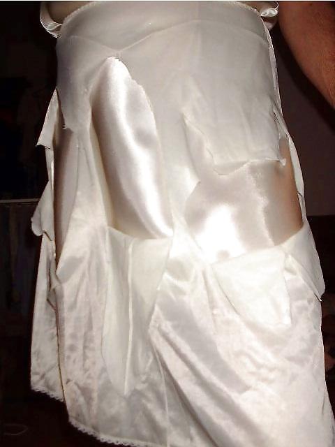 25P Nylon Satin Rip 04