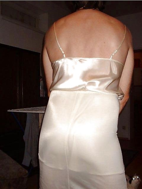 25P Nylon Satin Rip 04