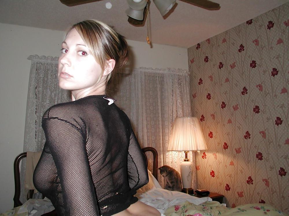 25P Sexy Blonde Milf-Slut
