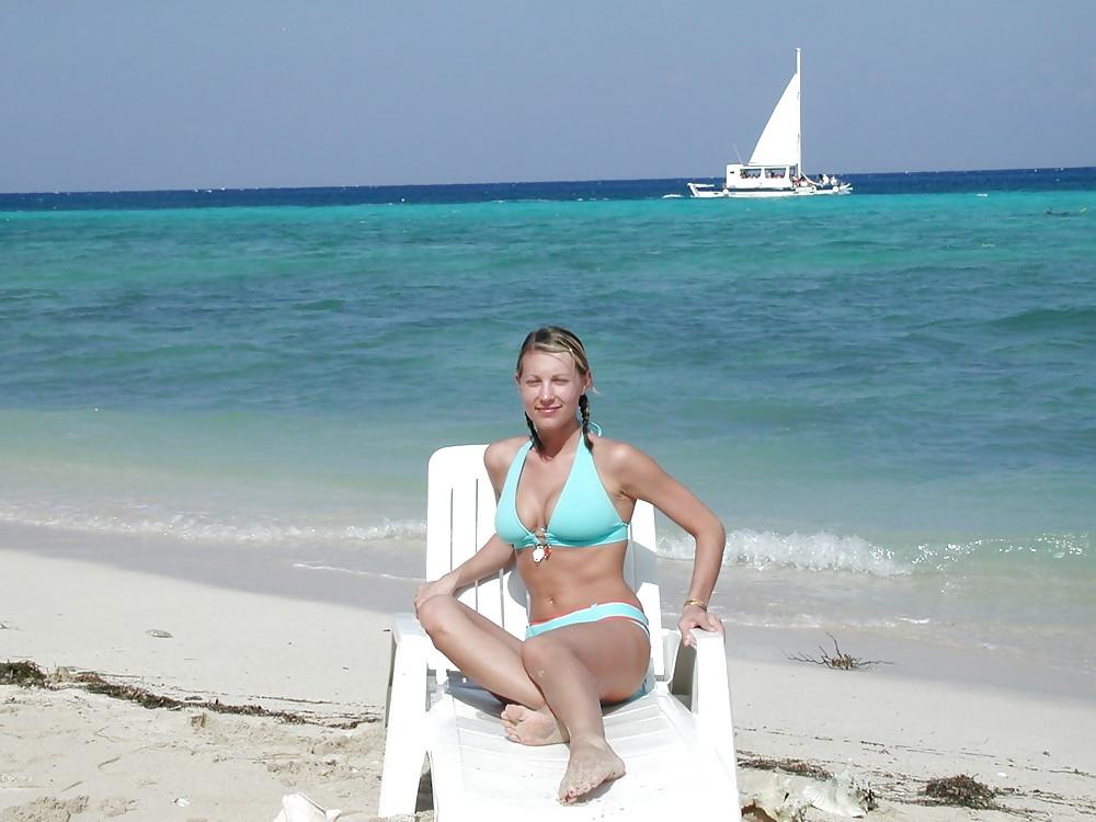 25P Sexy Blonde Milf-Slut