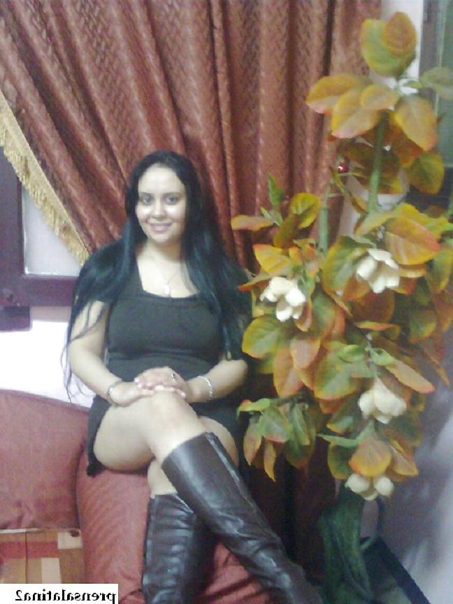 5P Arab woman: Salwa