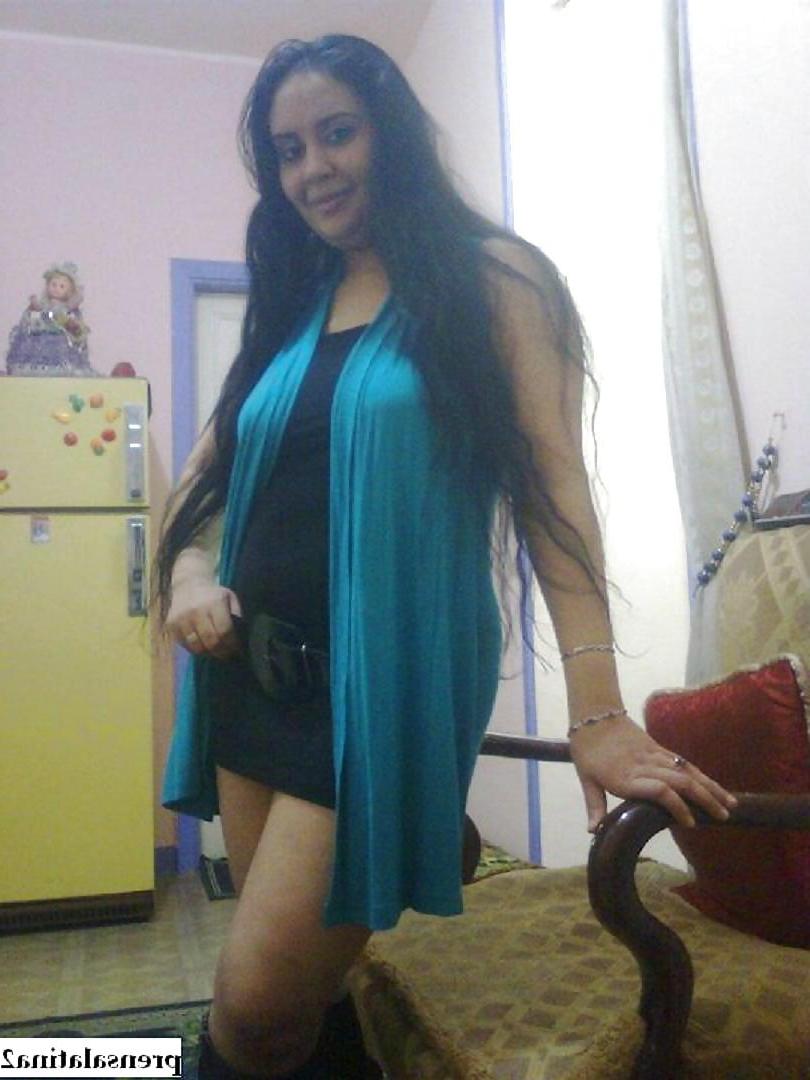 5P Arab woman: Salwa