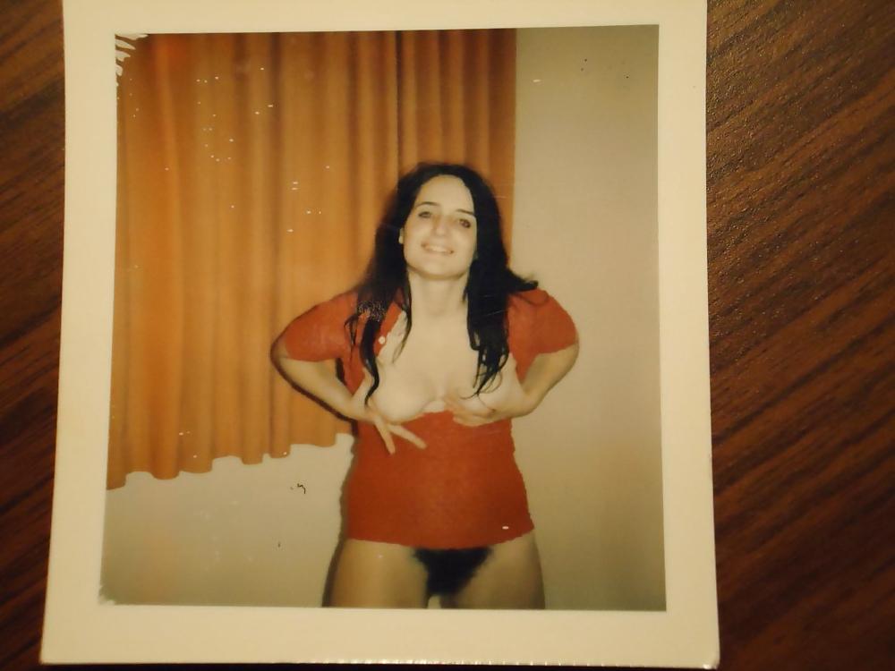 25P ElizabethSUB...a young and sexy FURRY BUSH...