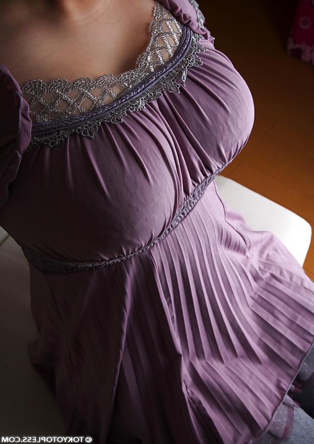 11P A Japanese mature woman's various enormous breasts. Part2