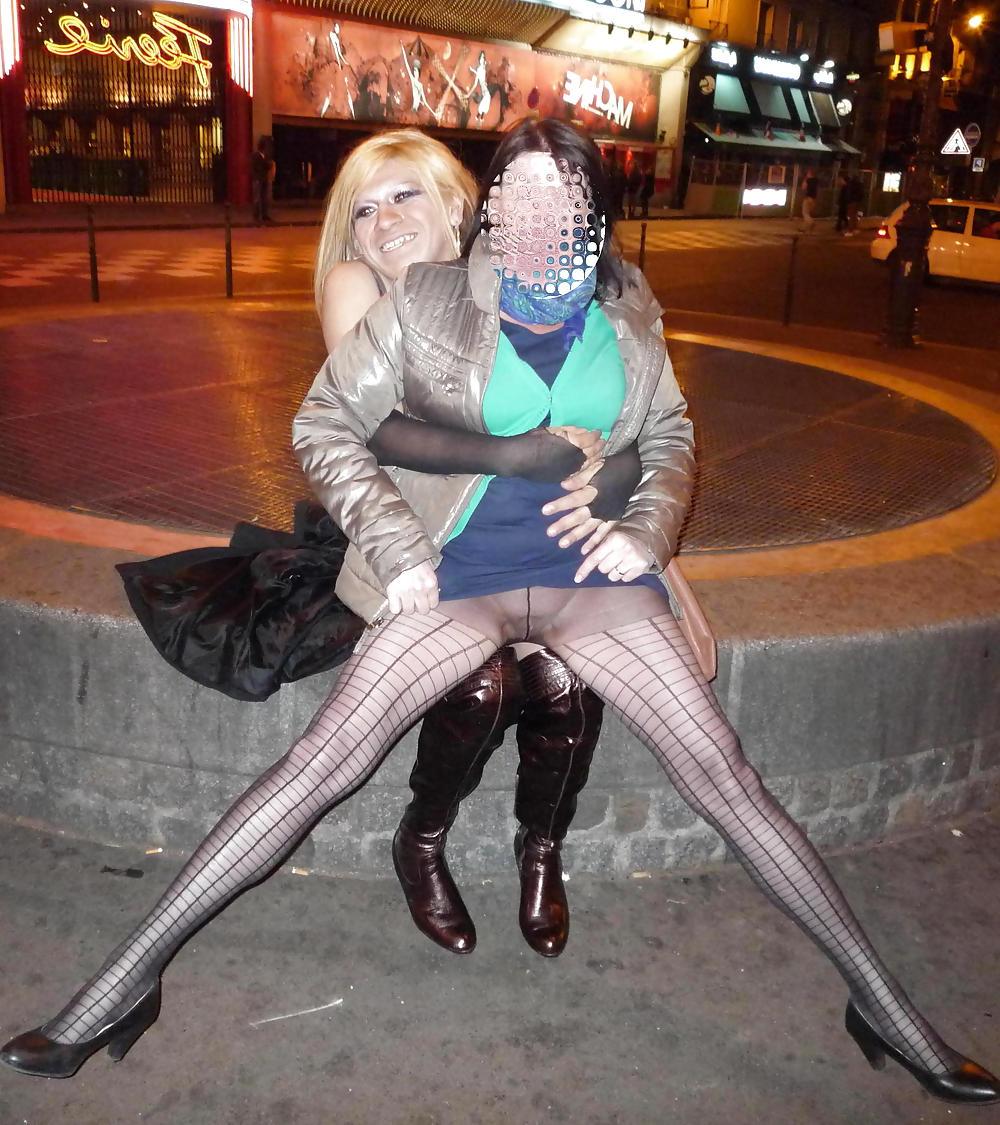 12P Flashing at Moulin Rouge