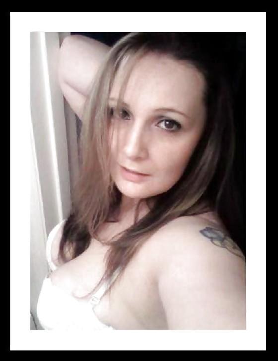 16P Busty Chubby Les Woman