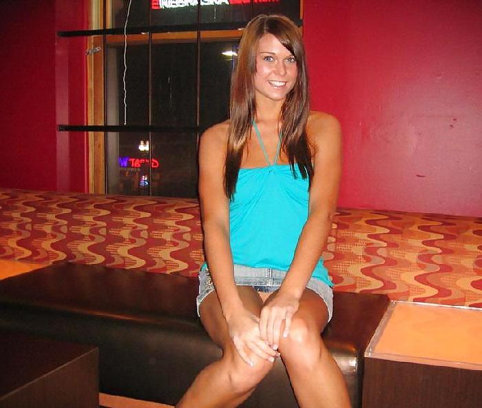 16P Teen brunette flashing in a pub