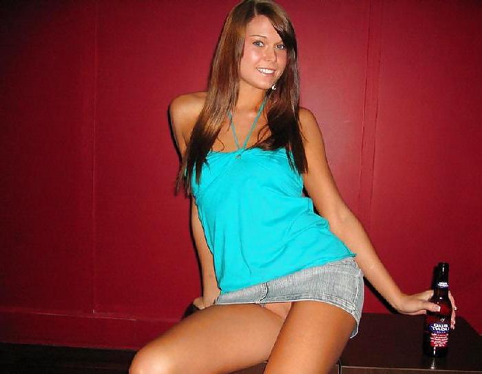 16P Teen brunette flashing in a pub