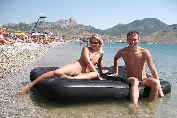 13P Beach couples